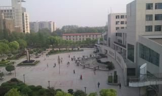 湖北大学是几本